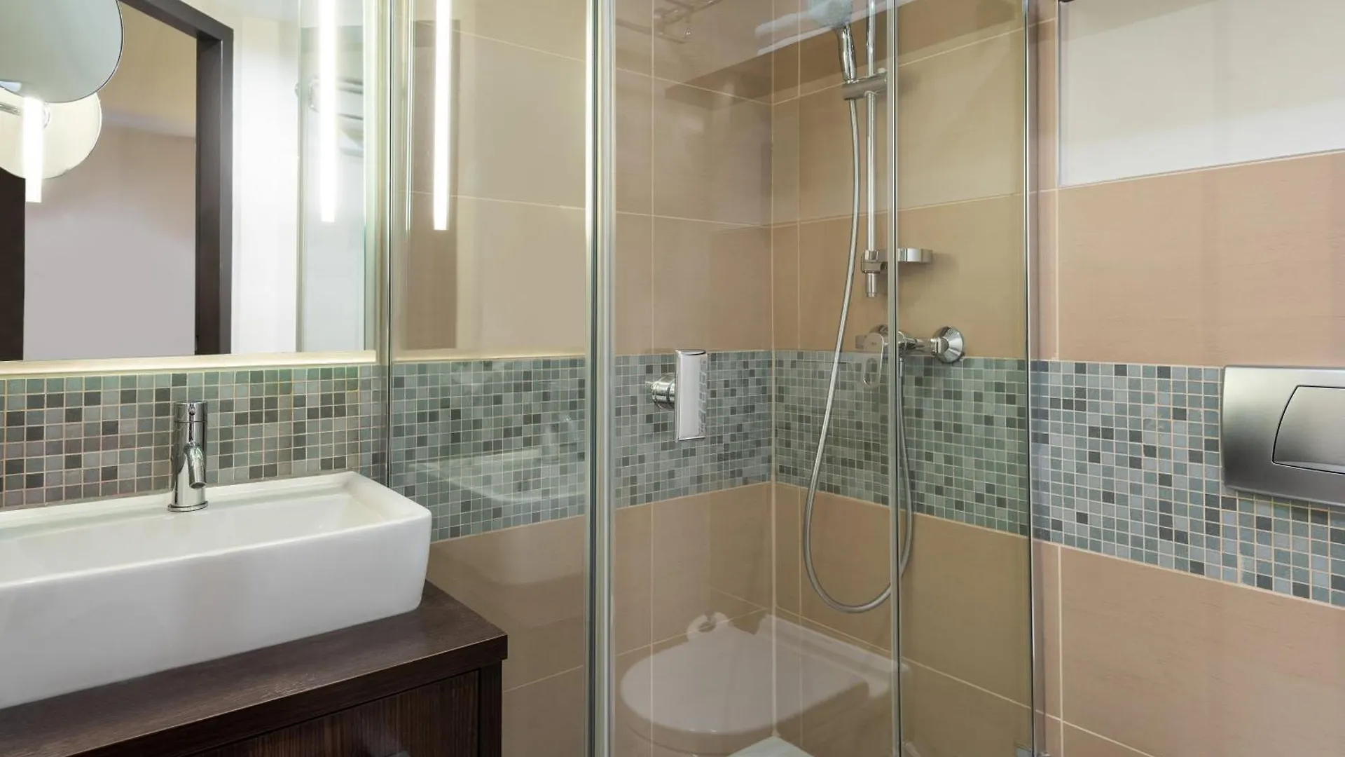 ****  Hotel Leonardo Vienna Westbahnhof Autriche