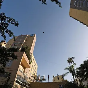 فندق كوزموبوليتان بيروت