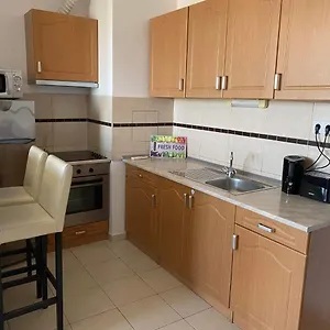  Apartman Nikola Magyarország