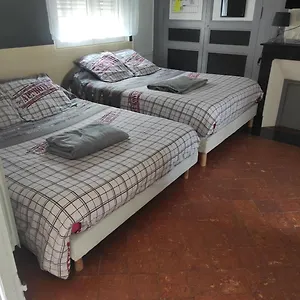 Maison Julius Aeroport 2 A 4 Personnes Apartament Tillé