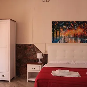 cortiletto-37.sicilyhotelsitaly.net/