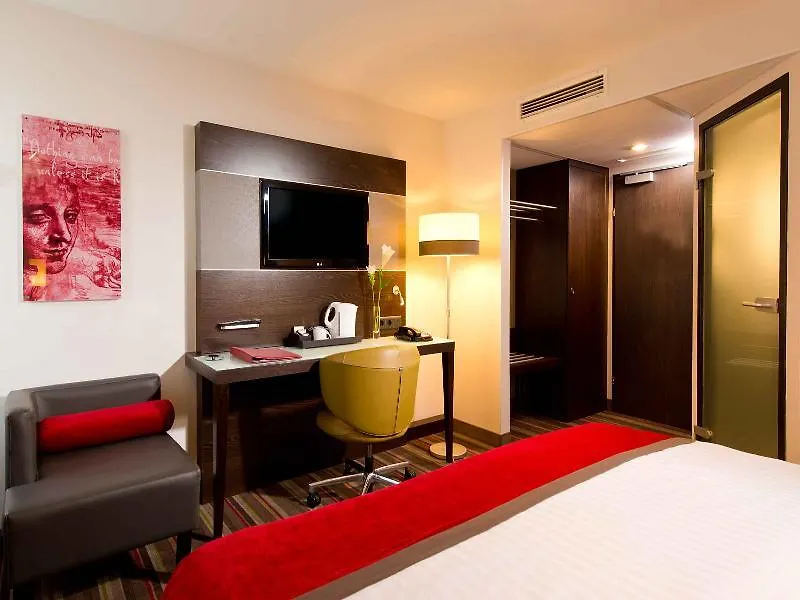 Leonardo Vienna Westbahnhof Hotel